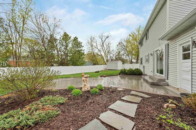 615 MALLARD COURT, De Pere, WI 54115