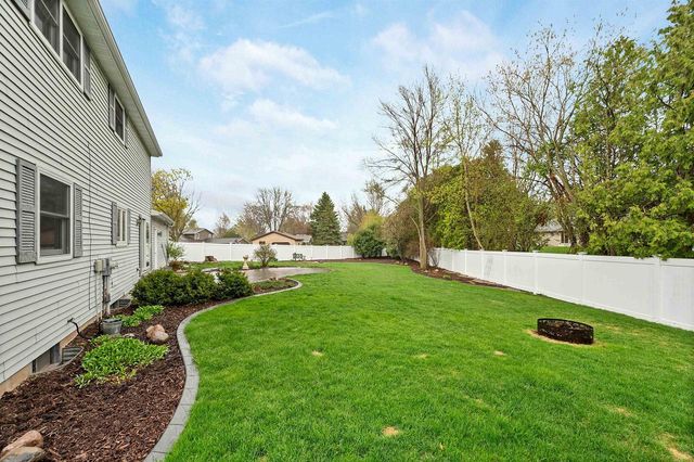 615 MALLARD COURT, De Pere, WI 54115