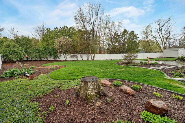 615 MALLARD COURT, De Pere, WI 54115