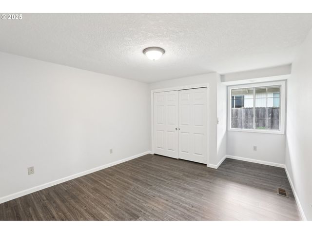 3612 Se 165TH Ave, Vancouver, WA 98683