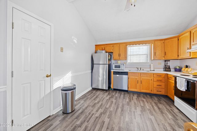 9306 Villa Fair Ct, Louisville, KY 40291