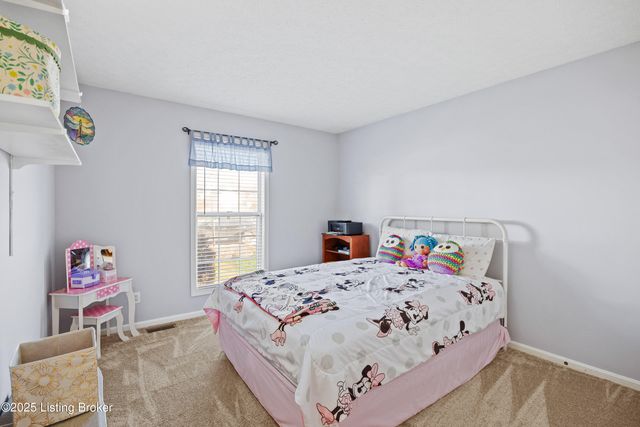 9306 Villa Fair Ct, Louisville, KY 40291