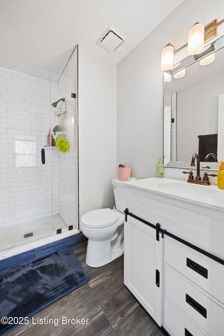 9306 Villa Fair Ct, Louisville, KY 40291