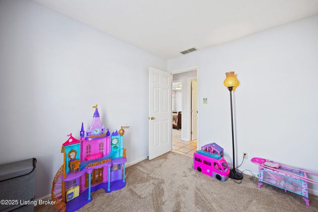 9306 Villa Fair Ct, Louisville, KY 40291