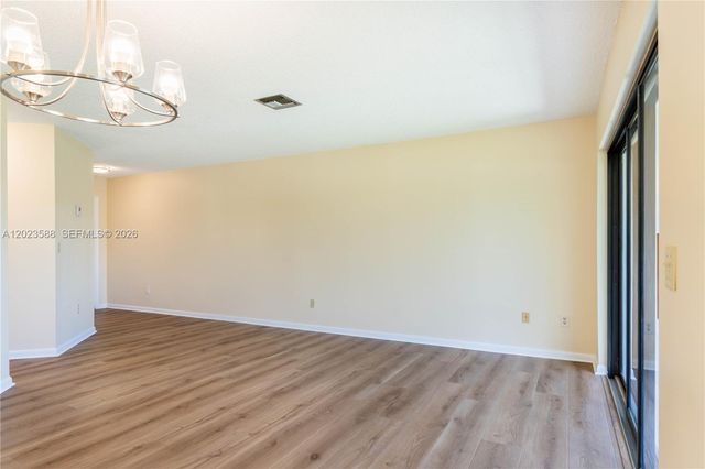275 NW 36th Ave 275, Deerfield Beach, FL 33442