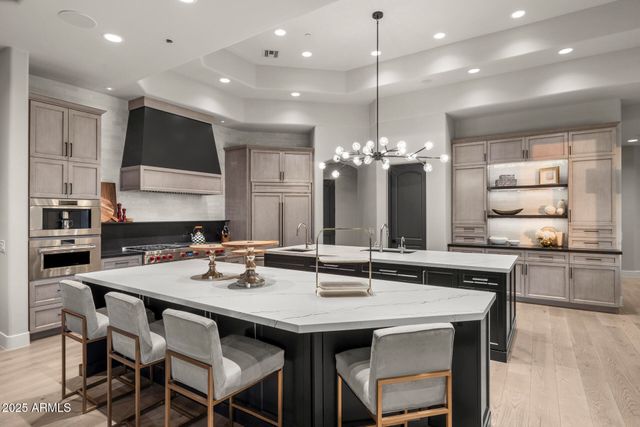 14235 E KALIL Drive, Scottsdale, AZ 85259