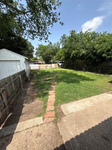 1607 Mcadams Avenue, Dallas, TX 75224