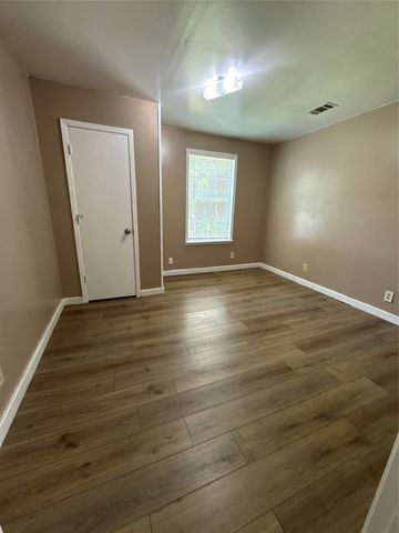 1607 Mcadams Avenue, Dallas, TX 75224