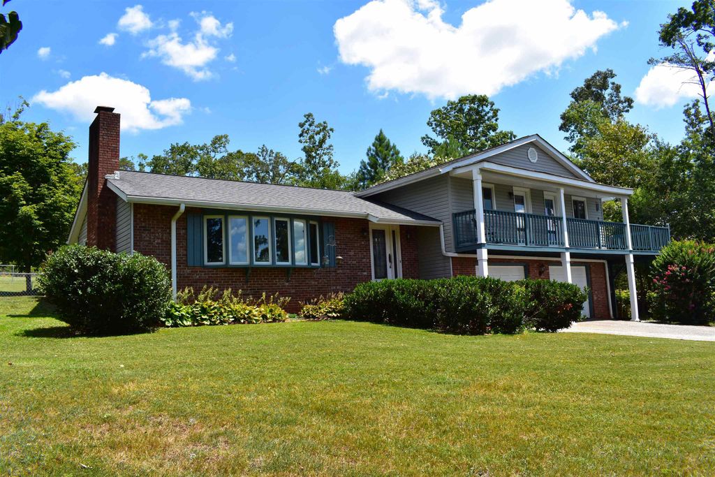 106 Timberlake Drive, Inman, SC 29349