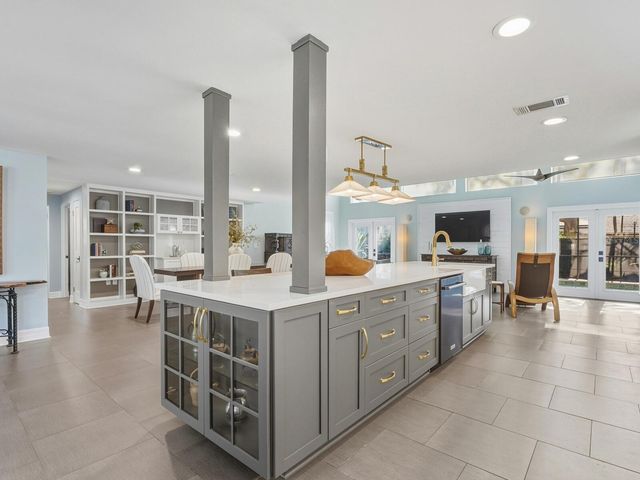 1002 GLEBE LANE, Sarasota, FL 34242