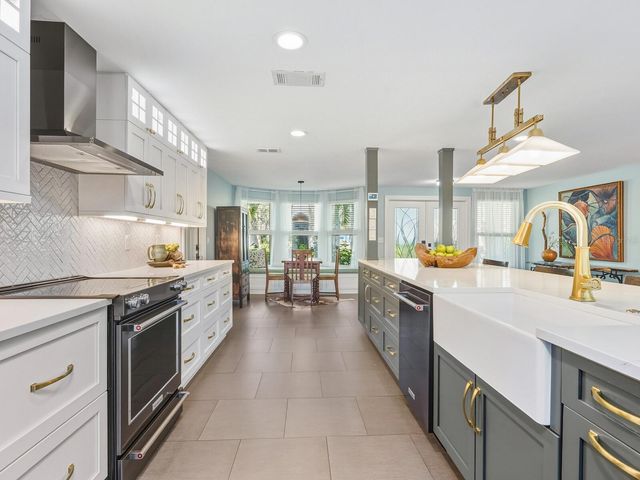 1002 GLEBE LANE, Sarasota, FL 34242