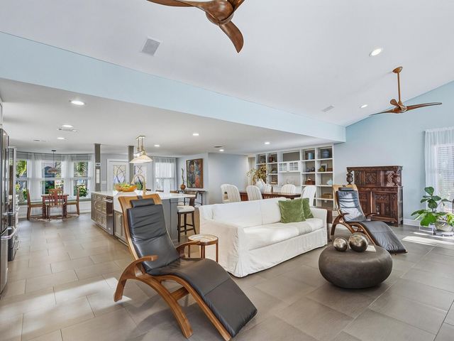 1002 GLEBE LANE, Sarasota, FL 34242