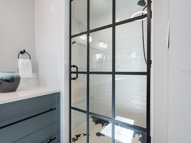 1002 GLEBE LANE, Sarasota, FL 34242