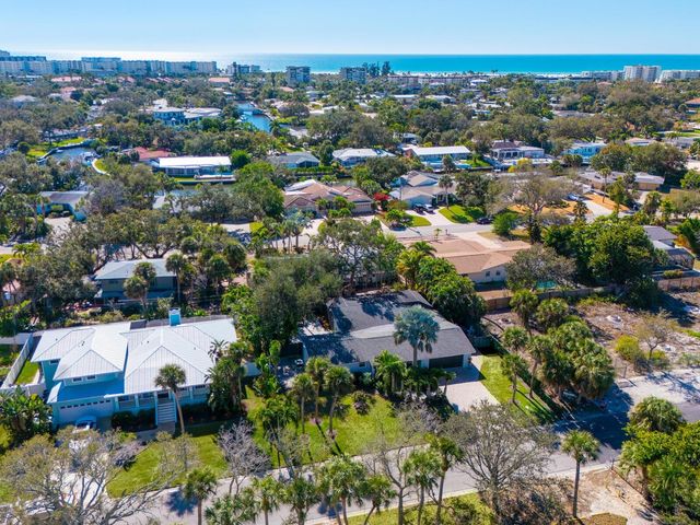 1002 GLEBE LANE, Sarasota, FL 34242