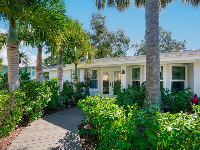 1002 GLEBE LANE, Sarasota, FL 34242