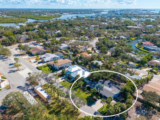 1002 GLEBE LANE, Sarasota, FL 34242