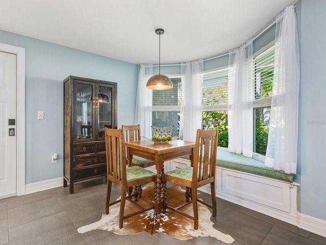 1002 GLEBE LANE, Sarasota, FL 34242