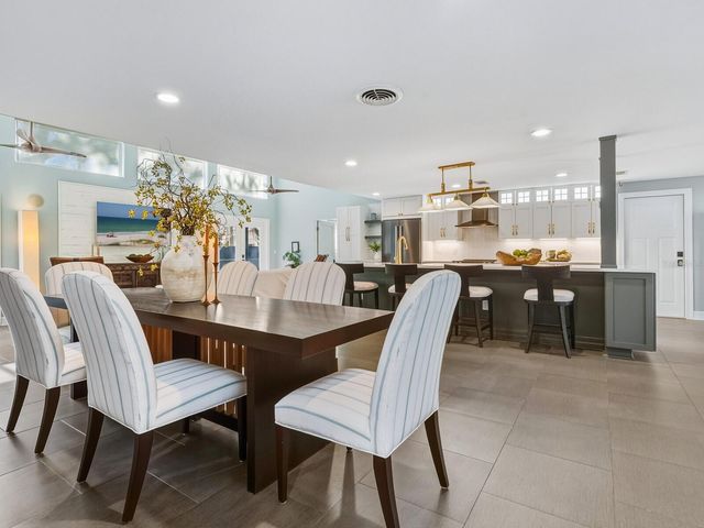 1002 GLEBE LANE, Sarasota, FL 34242