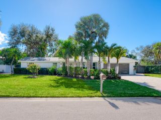 1002 GLEBE LANE, Sarasota, FL 34242