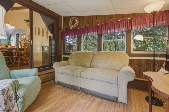9 Sylvan Way, Swanzey, NH 03431