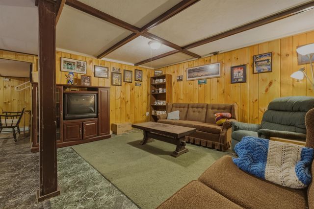 9 Sylvan Way, Swanzey, NH 03431