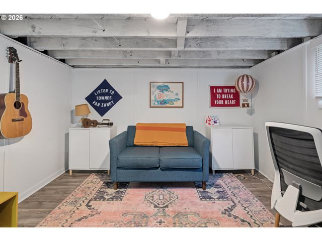 9941 N Willamette Blvd, Portland, OR 97203