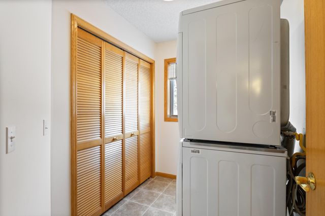 20084 Cabrilla Way, Farmington, MN 55024