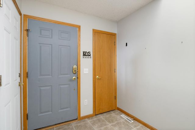 20084 Cabrilla Way, Farmington, MN 55024