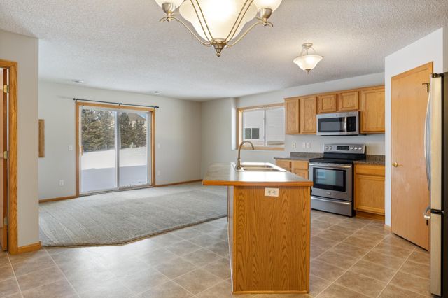 20084 Cabrilla Way, Farmington, MN 55024