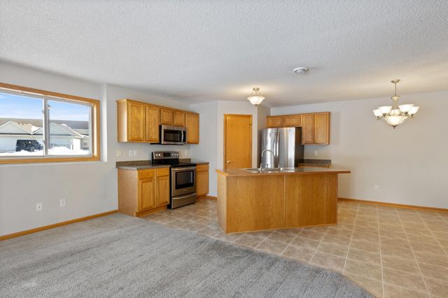 20084 Cabrilla Way, Farmington, MN 55024