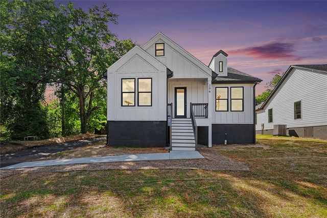 206 Liberty Drive, Easley, SC 29640