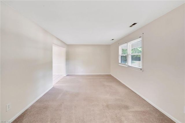 540 Rodney LN, Virginia Beach, VA 23464