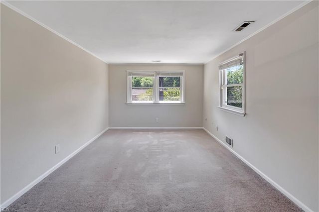 540 Rodney LN, Virginia Beach, VA 23464