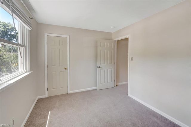540 Rodney LN, Virginia Beach, VA 23464