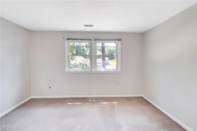 540 Rodney LN, Virginia Beach, VA 23464