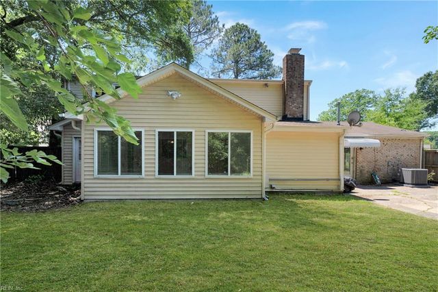 540 Rodney LN, Virginia Beach, VA 23464