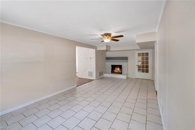 540 Rodney LN, Virginia Beach, VA 23464
