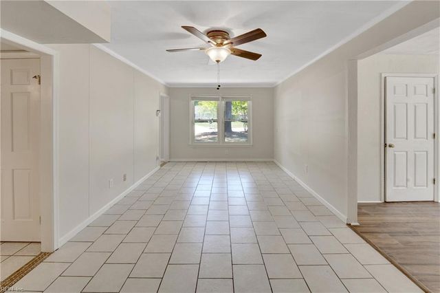 540 Rodney LN, Virginia Beach, VA 23464
