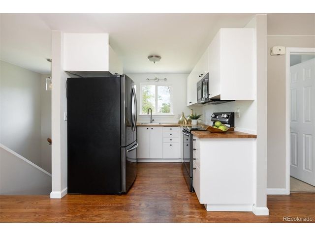 8370 Quivira Dr, Denver, CO 80229