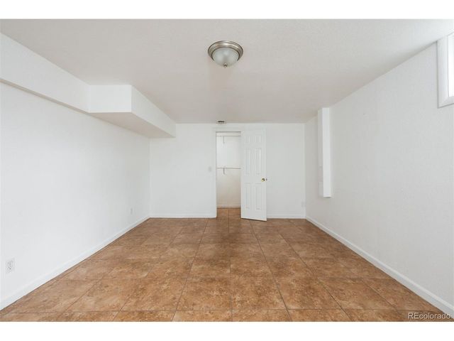 8370 Quivira Dr, Denver, CO 80229