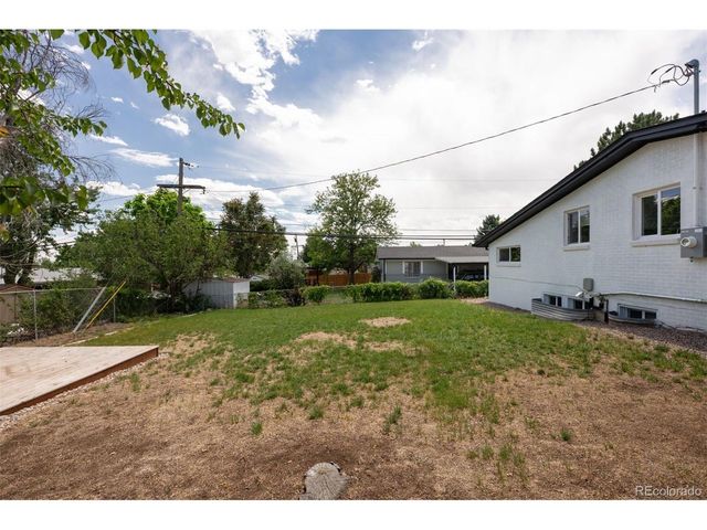 8370 Quivira Dr, Denver, CO 80229