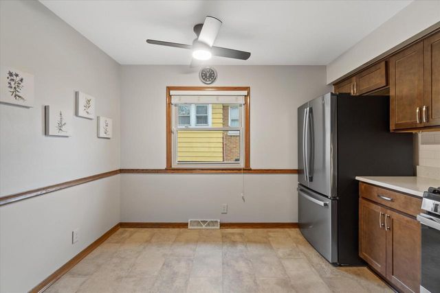 5224 Rita DRIVE, Milwaukee, WI 53219