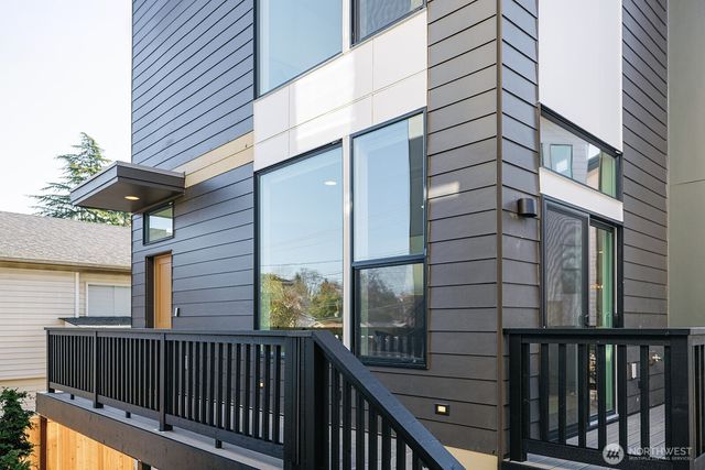 3007 S Dakota Street, Seattle, WA 98108