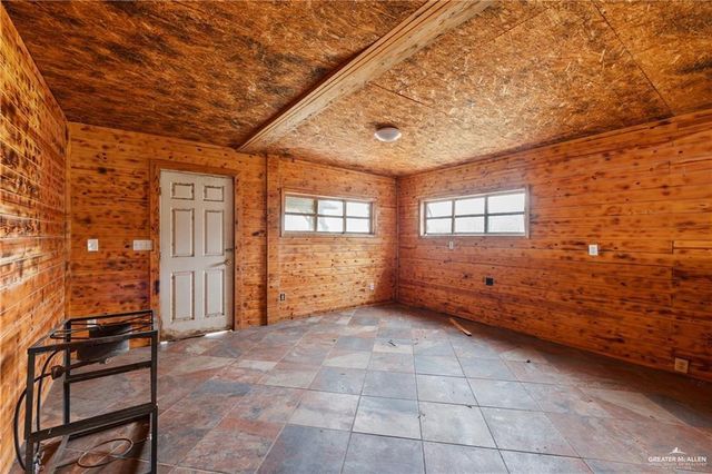 9320 Viznaga Drive, Edinburg, TX 78542