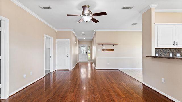 13318 Colton Lane, Santa Fe, TX 77510