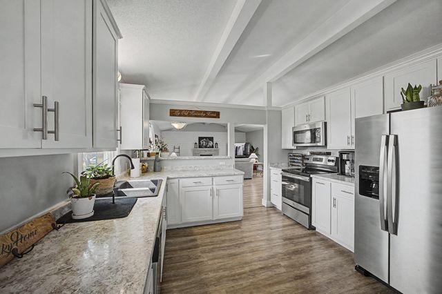 1209 Paula Drive, Richmond, KY 40475