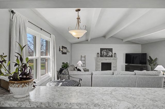 1209 Paula Drive, Richmond, KY 40475