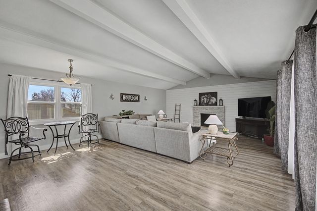 1209 Paula Drive, Richmond, KY 40475