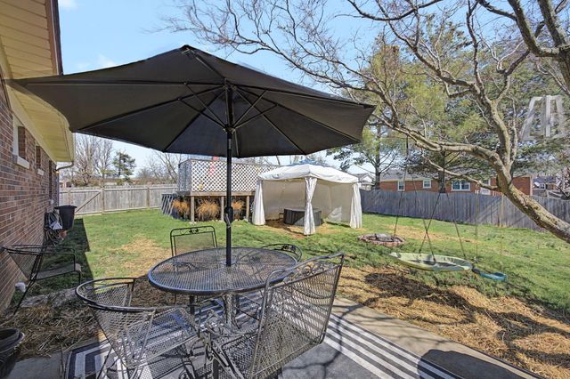 1209 Paula Drive, Richmond, KY 40475