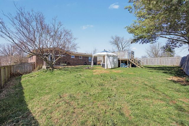 1209 Paula Drive, Richmond, KY 40475